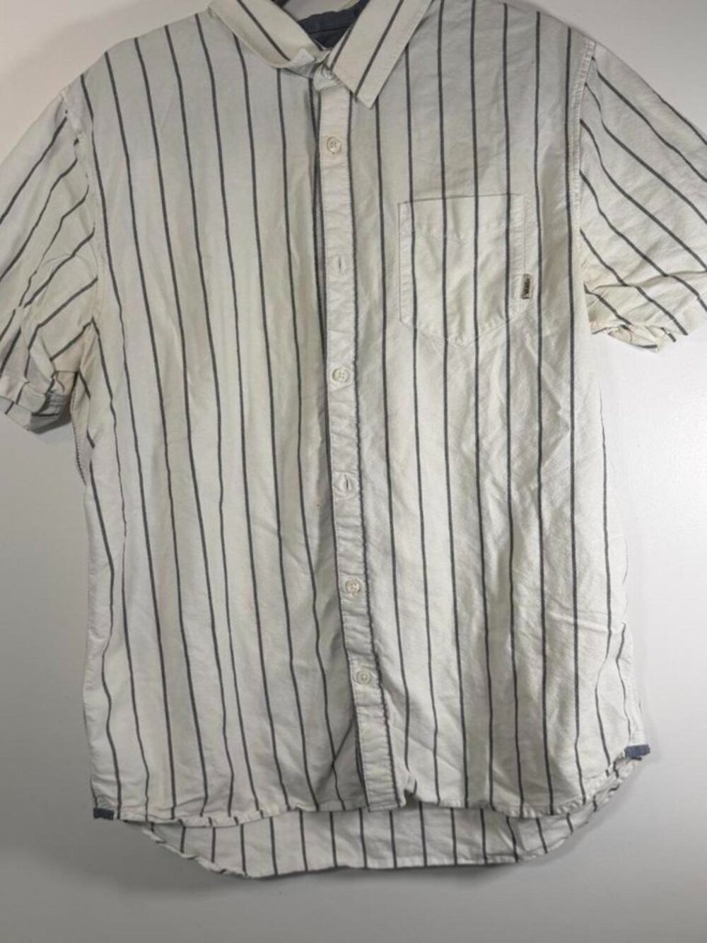 Vans white with thin black vertical stripes button-up shirt in a L